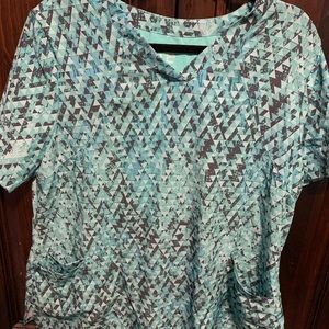 Scrub shirt